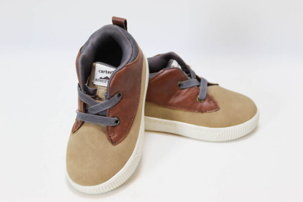 Zapatos de cuero y gamusa Carters