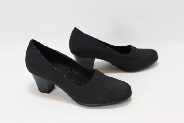 Zapatos Cliffs by WHITE MOUNTAIN