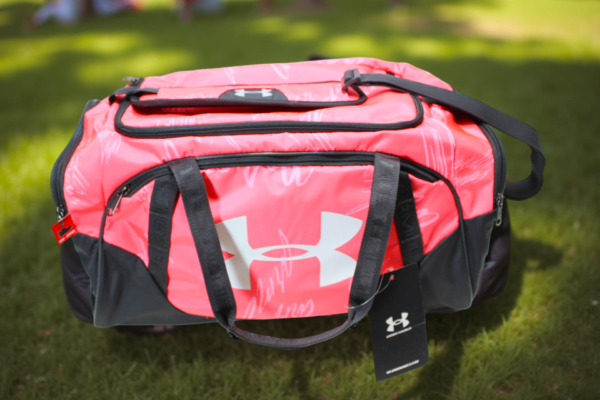 Maleta Under Armour Rosa – Edición Limitada